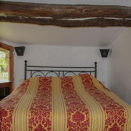 Les Ricoux Montfroc Exterior foto