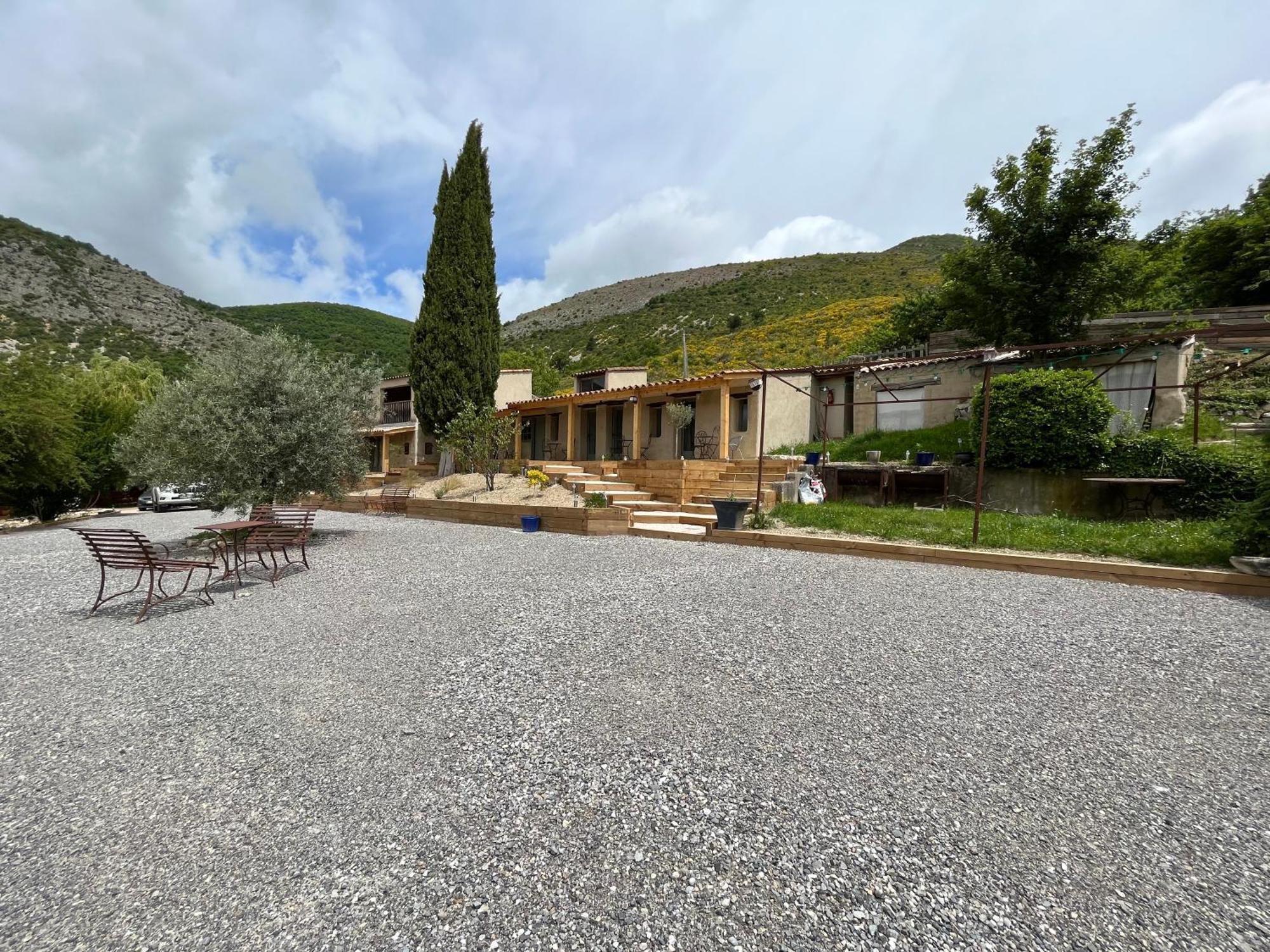 Les Ricoux Montfroc Exterior foto